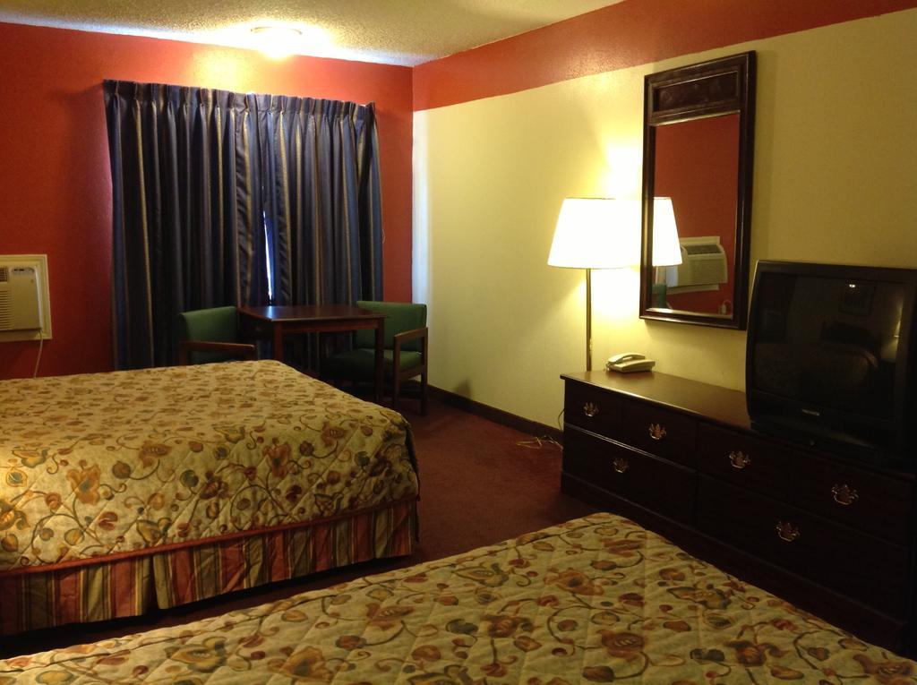 Scottish Inn And Suites トンボール 部屋 写真